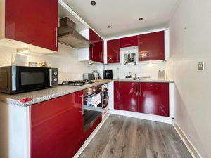 Kitchen- click for photo gallery